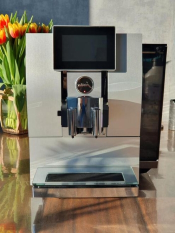 Kaffemaskin Jura bortskänkes